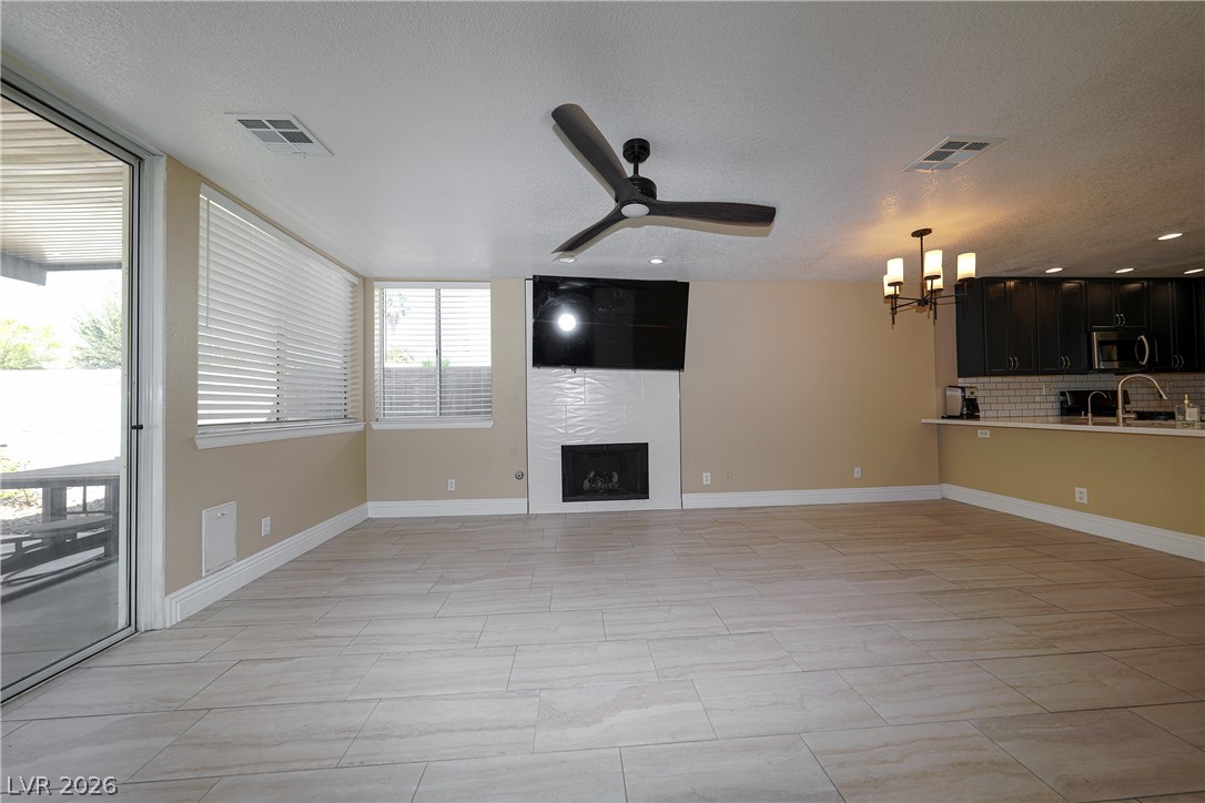 9213 Vosburgh Drive Las Vegas NV 89117