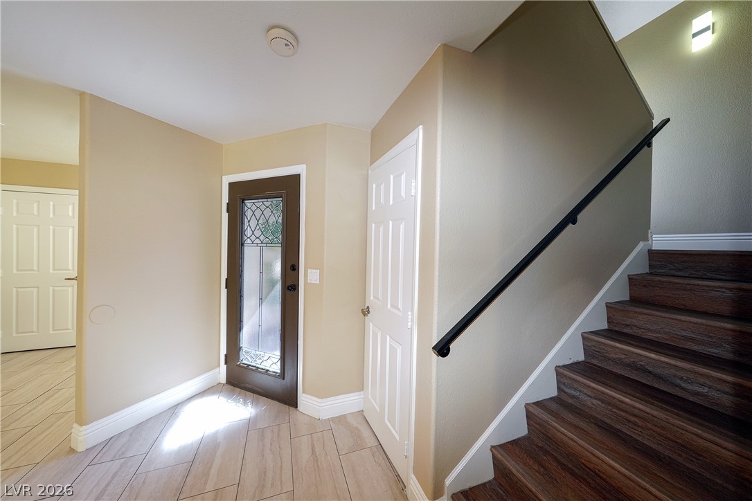 9213 Vosburgh Drive Las Vegas NV 89117