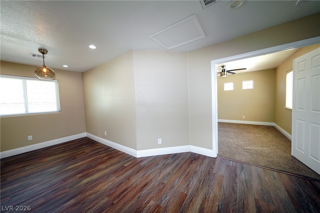 9213 Vosburgh Drive Las Vegas NV 89117