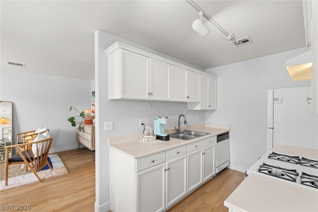 5330 East Charleston Boulevard 35 Las Vegas NV 89142