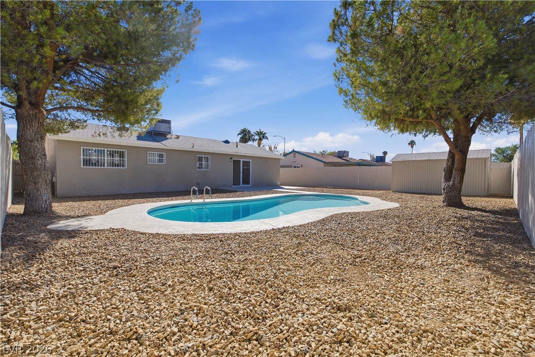 1208 Sandy Cove Street Las Vegas NV 89110
