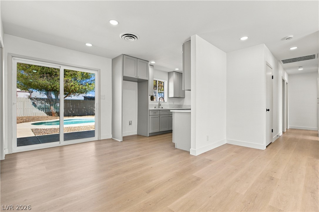1208 Sandy Cove Street Las Vegas NV 89110