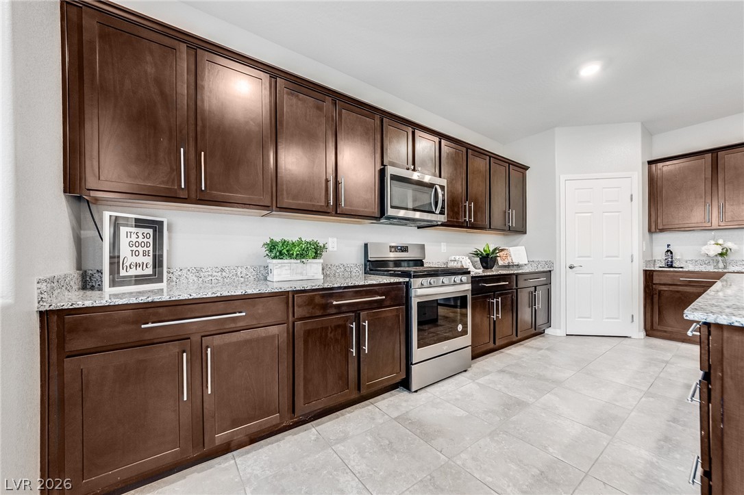 4523 Moon Hill Rock Avenue North Las Vegas NV 89084