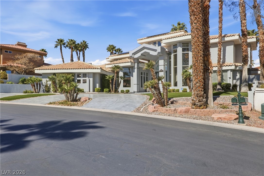8632 Canyon View Drive Las Vegas NV 89117