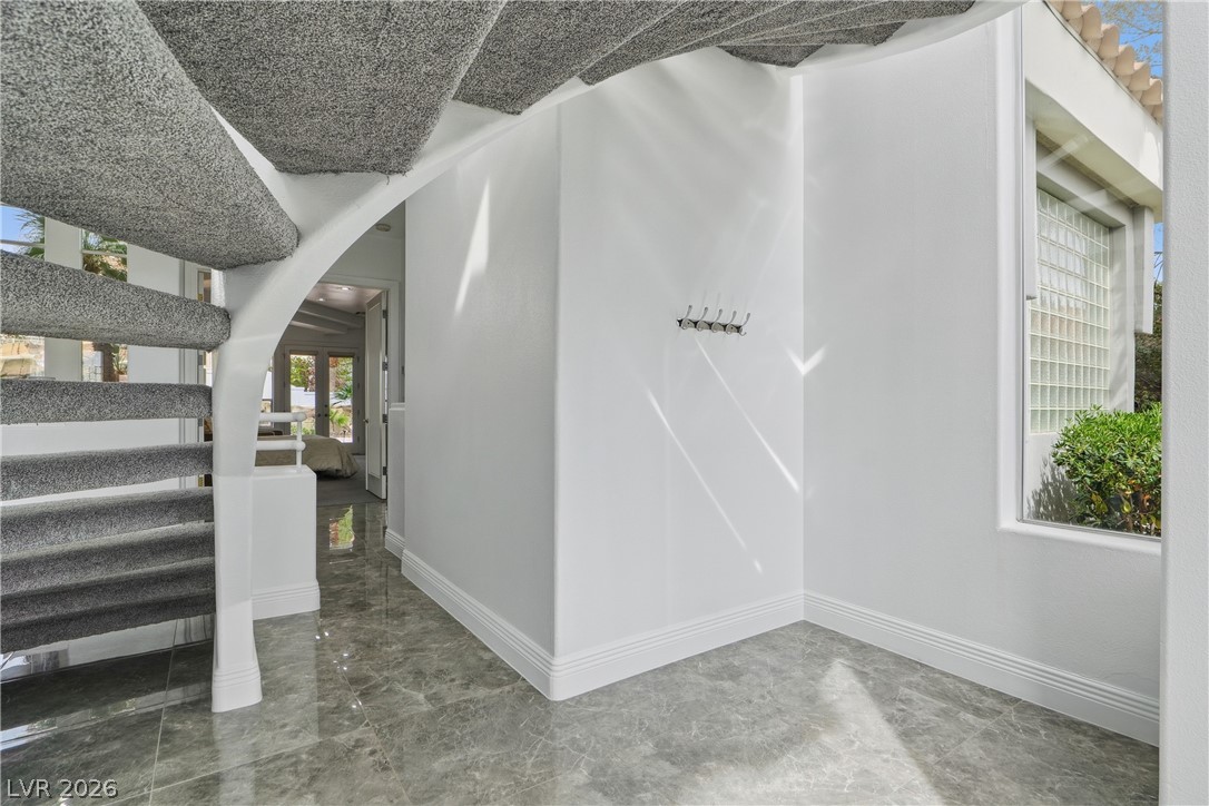 8632 Canyon View Drive Las Vegas NV 89117