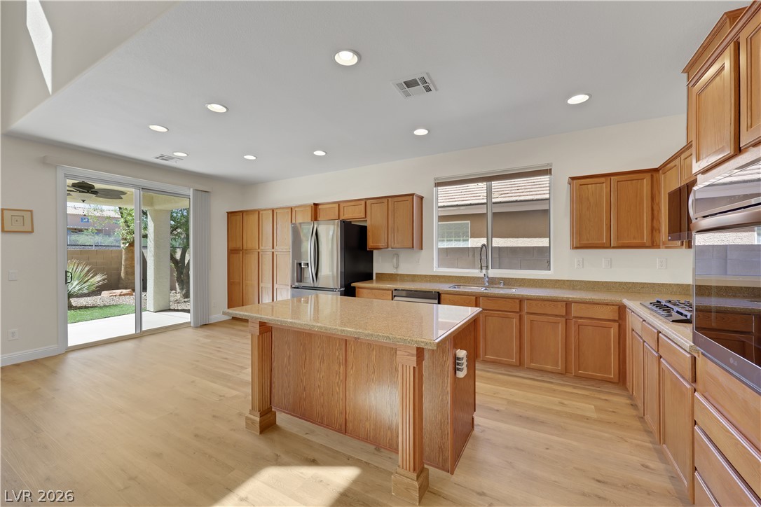 625 Bighorn Creek Street Henderson NV 89002