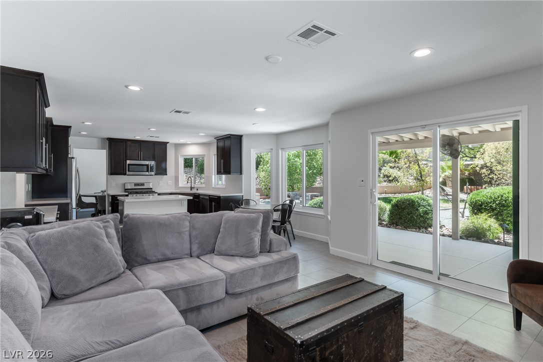 8608 Maleta Court Las Vegas NV 89117