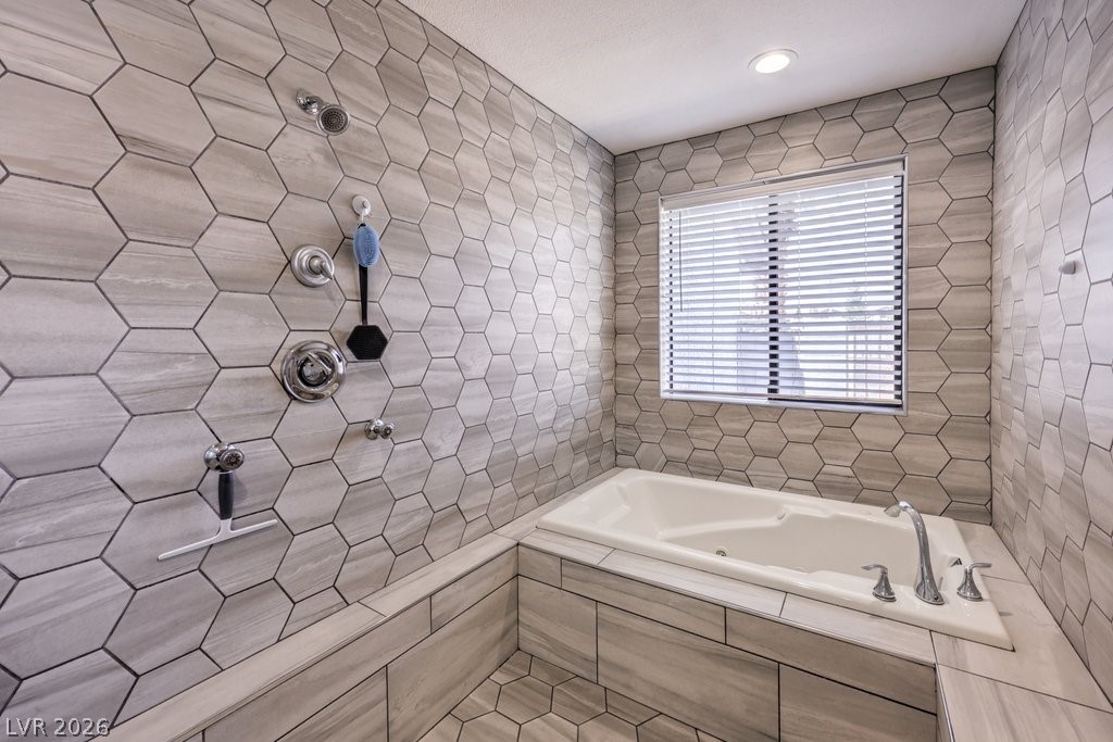 5809 Paseo Del Mar Las Vegas NV 89108