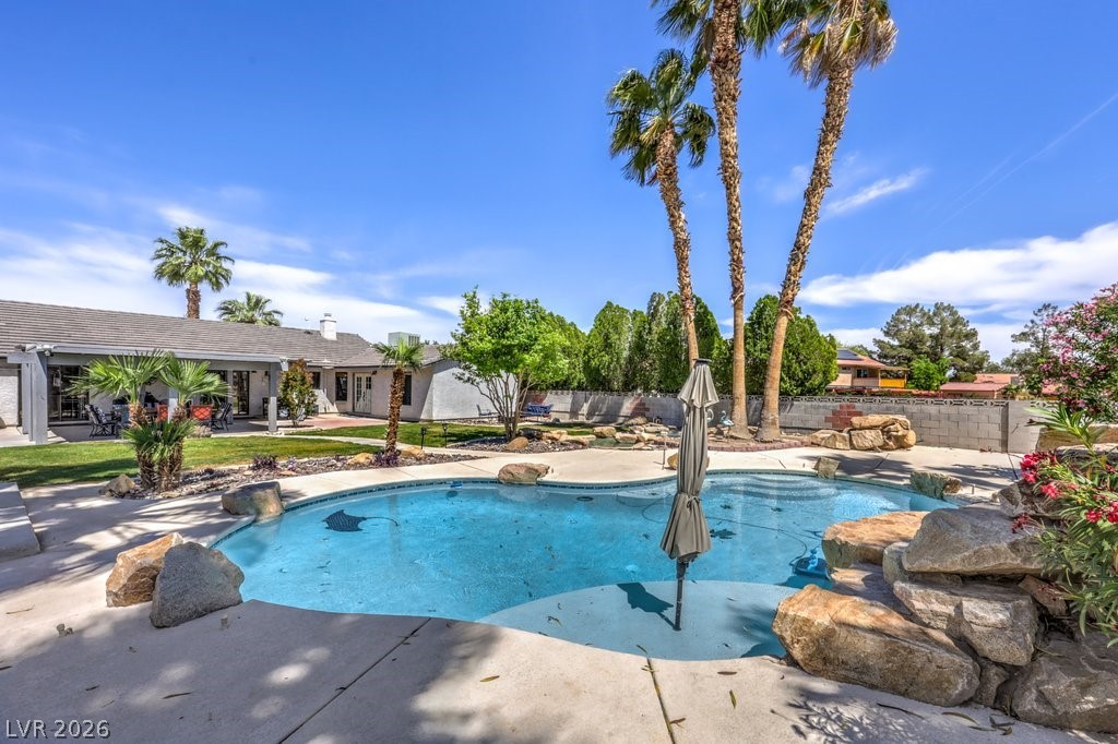 5809 Paseo Del Mar Las Vegas NV 89108