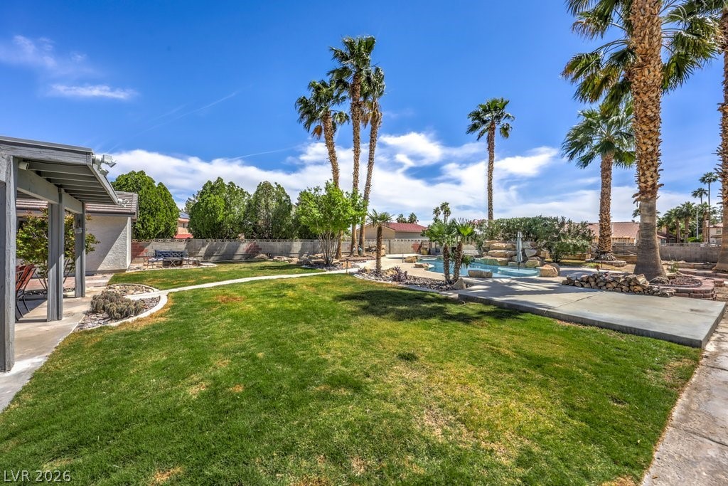 5809 Paseo Del Mar Las Vegas NV 89108