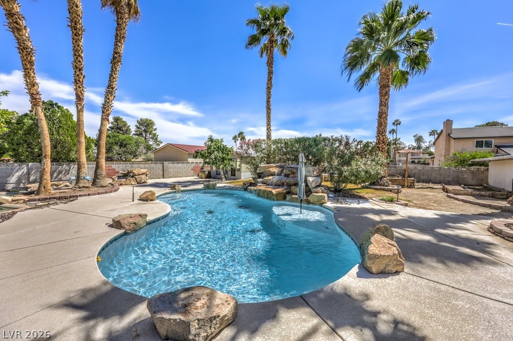 5809 Paseo Del Mar Las Vegas NV 89108