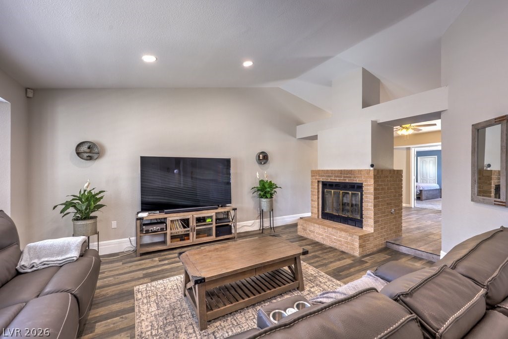 5809 Paseo Del Mar Las Vegas NV 89108