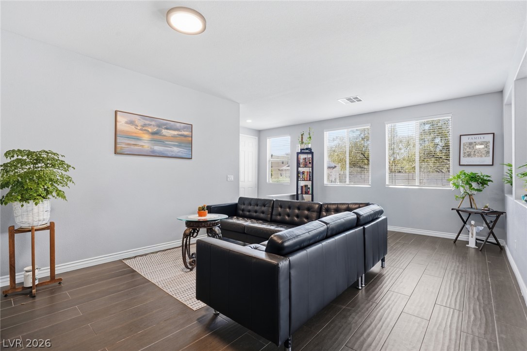 5575 Cresent Valley Street Las Vegas NV 89148