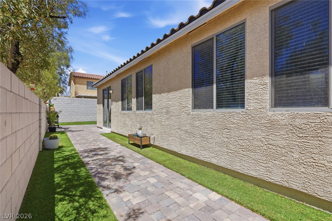 5575 Cresent Valley Street Las Vegas NV 89148