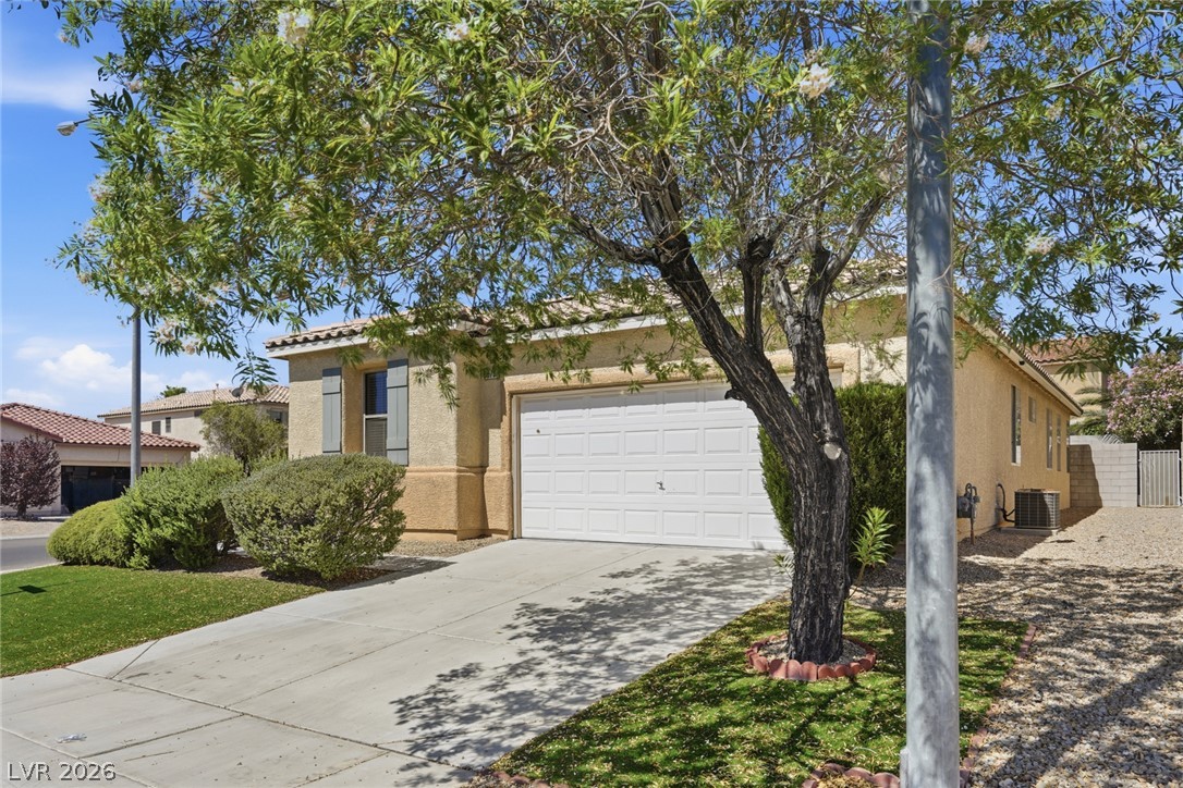 5575 Cresent Valley Street Las Vegas NV 89148