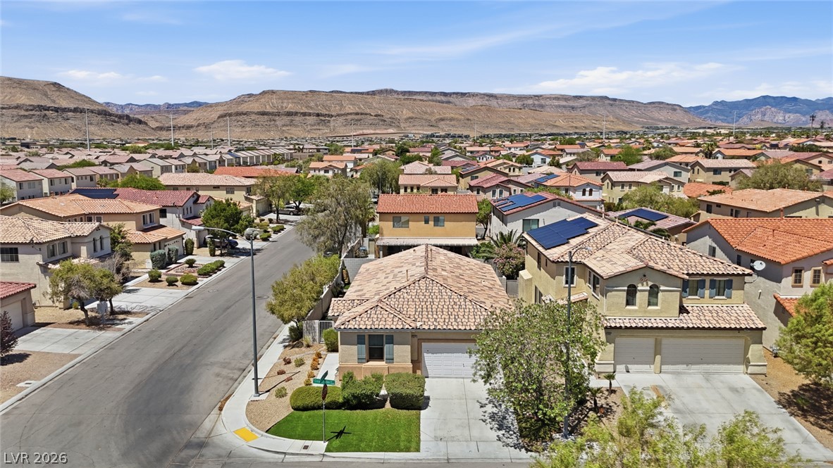 5575 Cresent Valley Street Las Vegas NV 89148