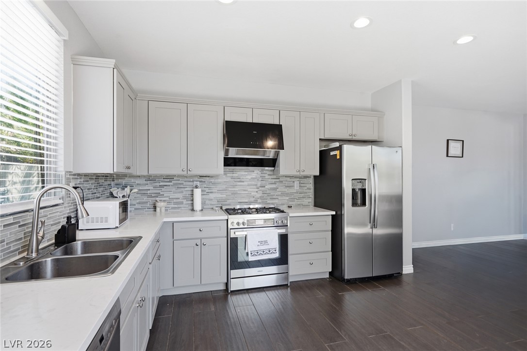 5575 Cresent Valley Street Las Vegas NV 89148