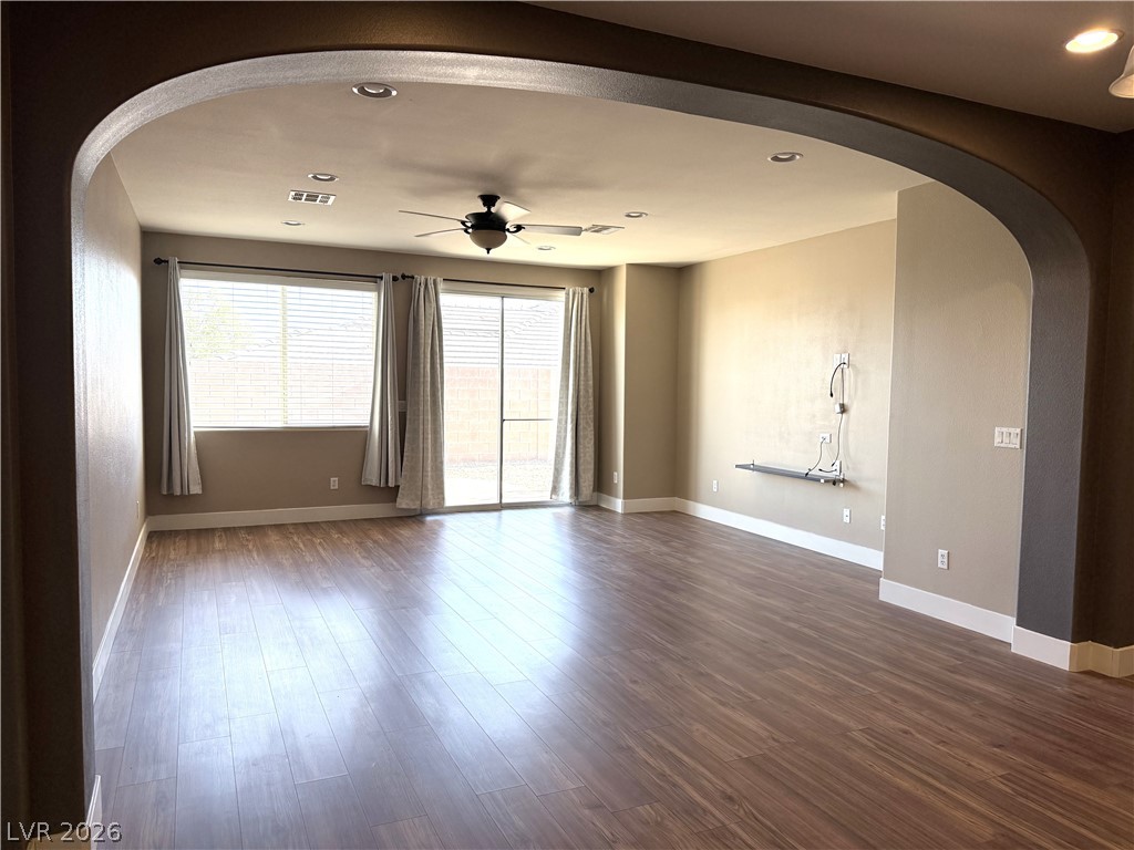 10229 Pine Ridge Peak Avenue Las Vegas NV 89166