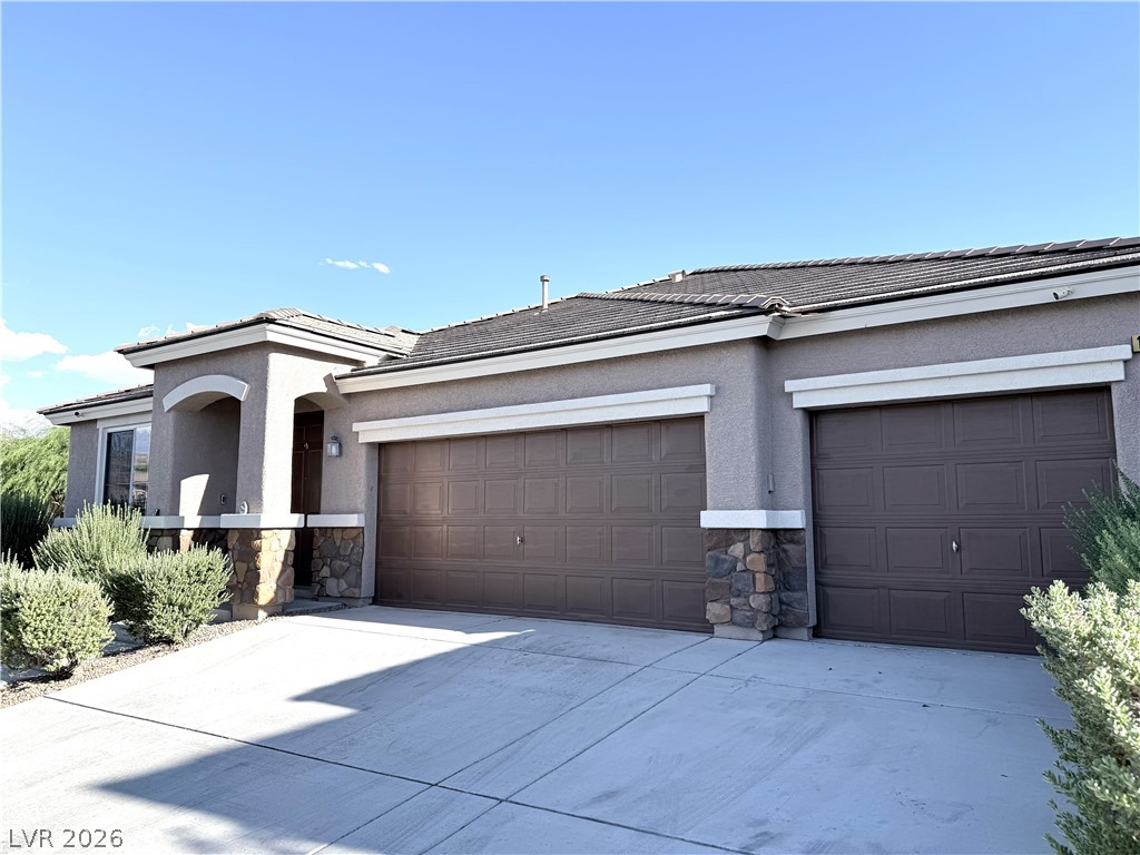 10229 Pine Ridge Peak Avenue Las Vegas NV 89166