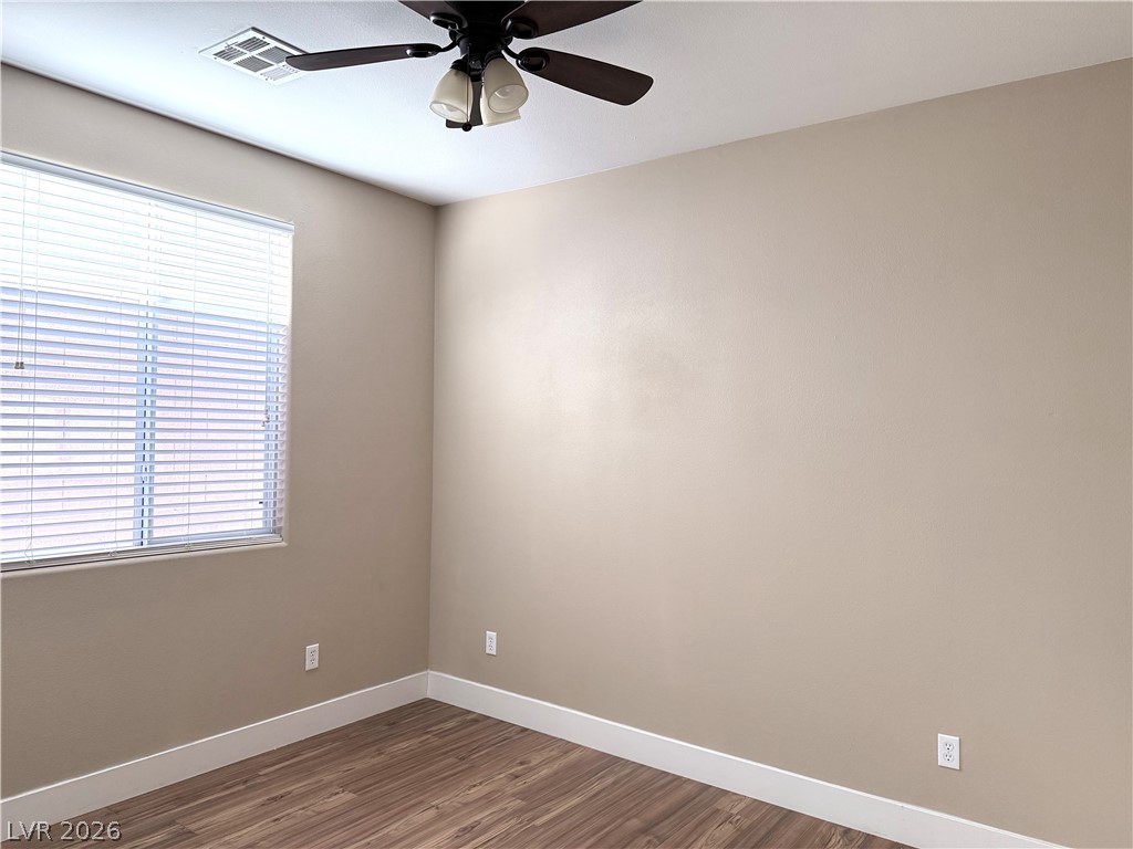 10229 Pine Ridge Peak Avenue Las Vegas NV 89166