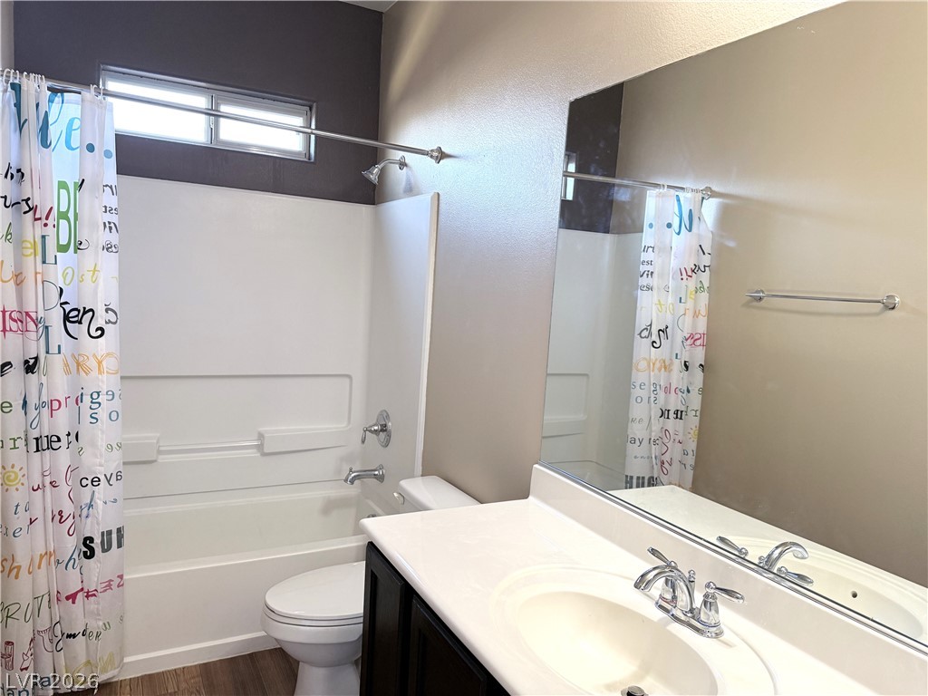 10229 Pine Ridge Peak Avenue Las Vegas NV 89166