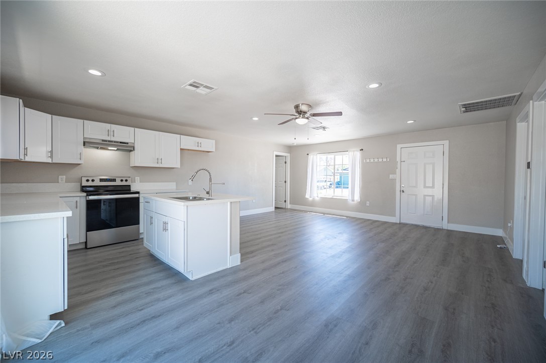 2925 Demetrius Avenue Las Vegas NV 89101