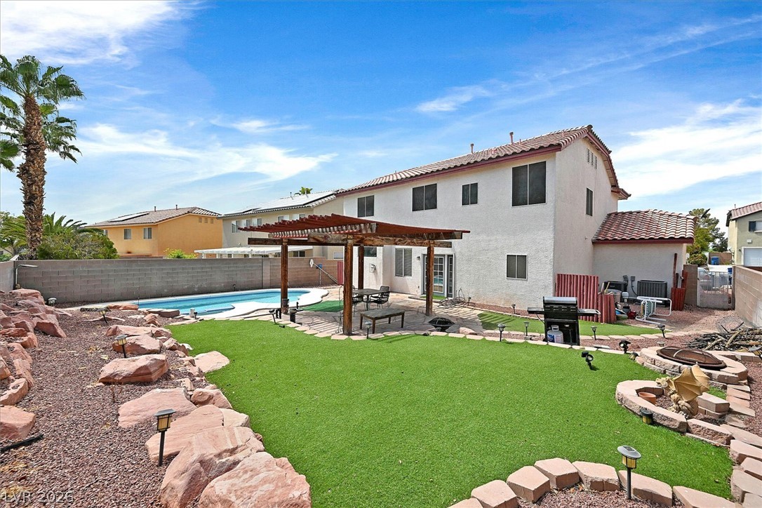 1416 Phyllis Las Vegas NV 89142