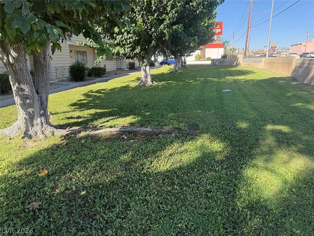 4914 Larkspur Street Las Vegas NV 89120