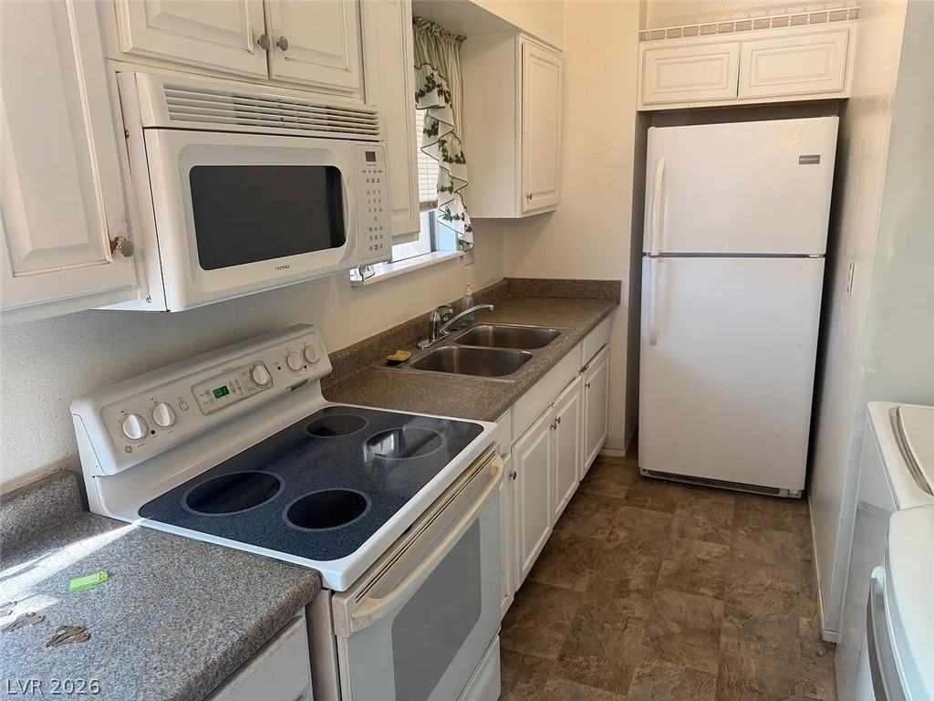 4914 Larkspur Street Las Vegas NV 89120