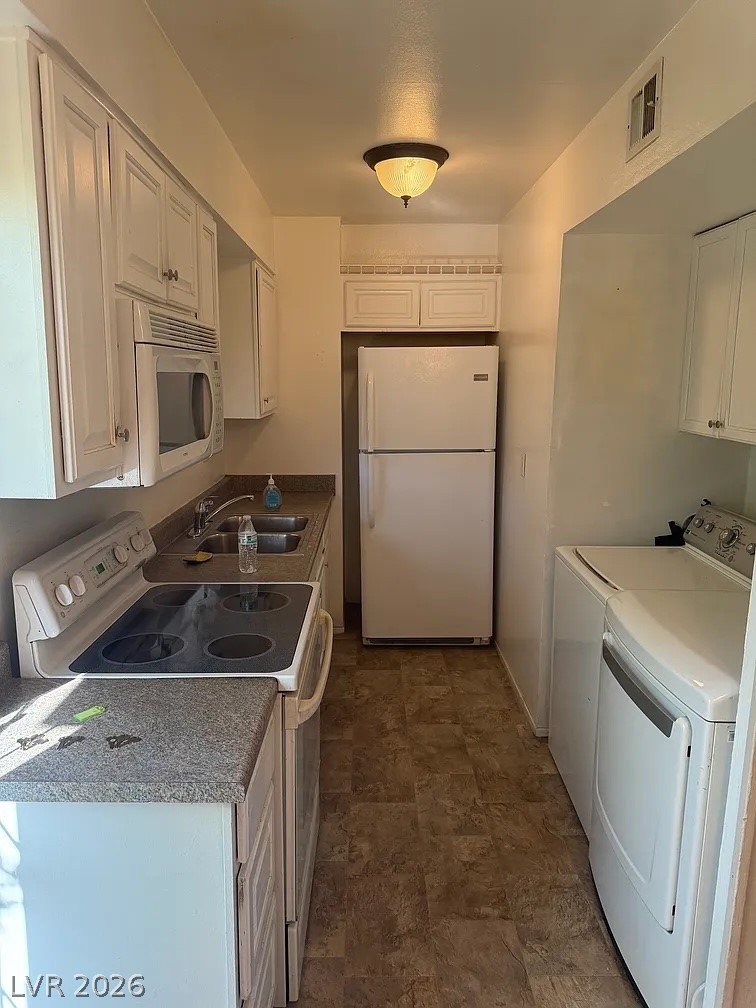 4914 Larkspur Street Las Vegas NV 89120