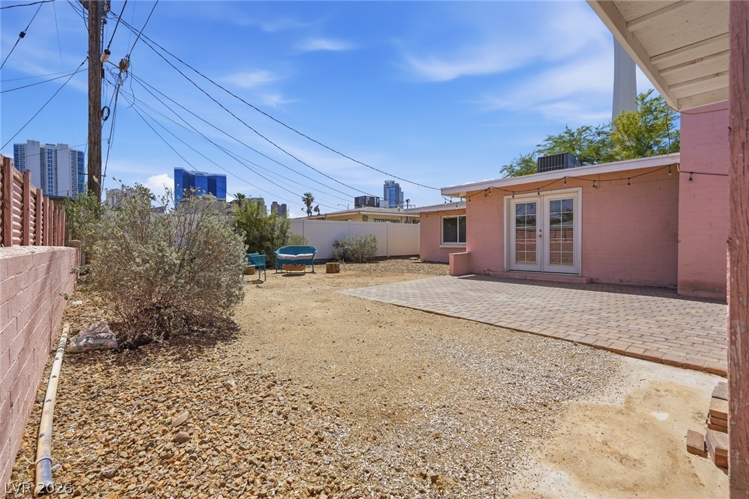 2105 Santa Paula Drive Las Vegas NV 89104