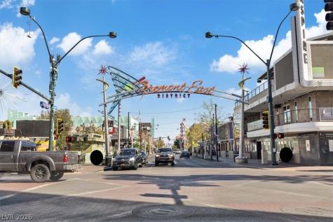 2105 Santa Paula Drive Las Vegas NV 89104