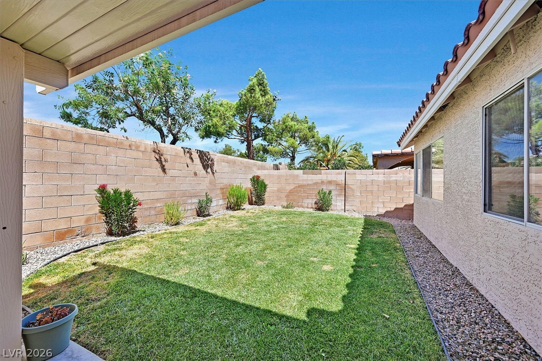 7021 Feather Pine Street Las Vegas NV 89131