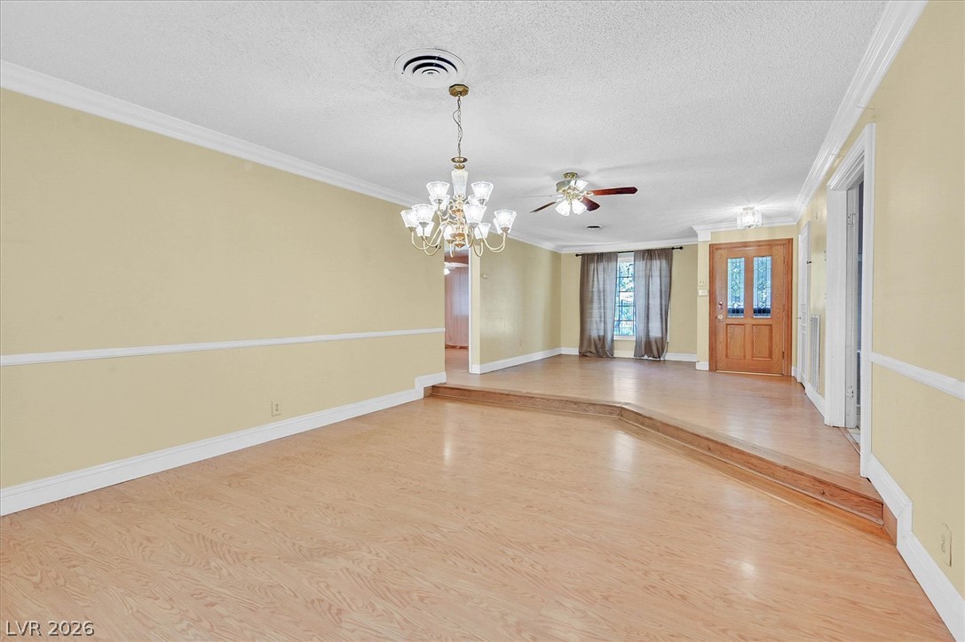 3618 Fieldcrest Road Las Vegas NV 89121