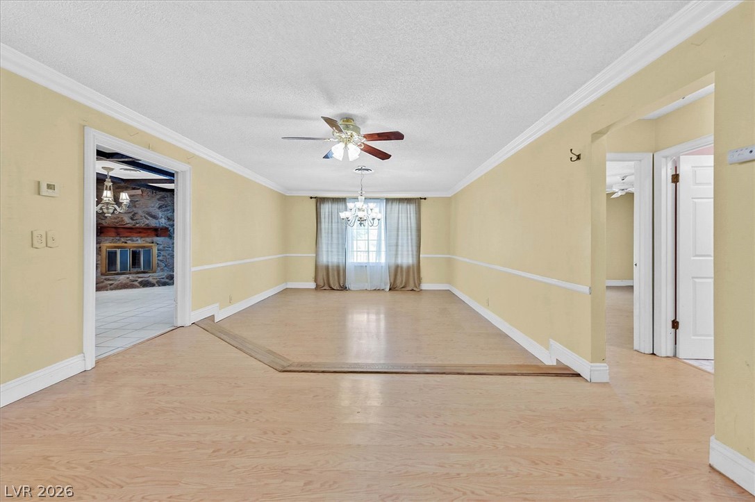 3618 Fieldcrest Road Las Vegas NV 89121