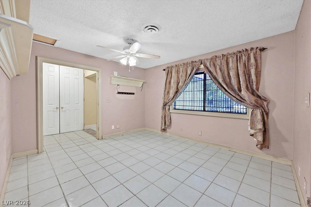 3618 Fieldcrest Road Las Vegas NV 89121
