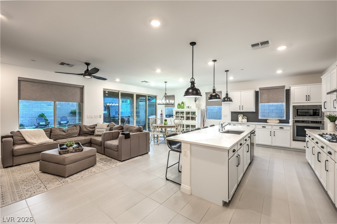 6509 Sandero Springs Street Las Vegas NV 89166