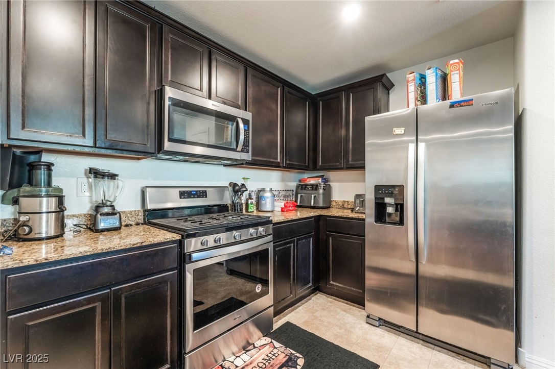 4636 Dover Straight Street Las Vegas NV 89115
