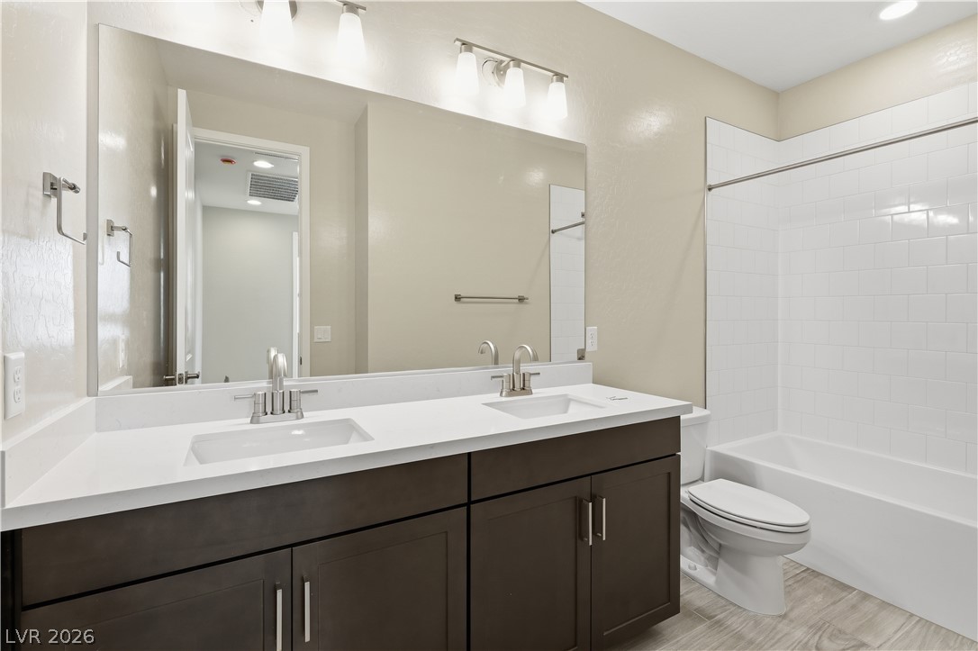 12131 Red Iris Avenue Las Vegas NV 89138
