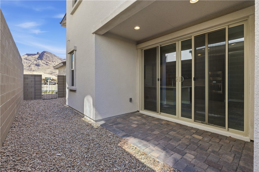12131 Red Iris Avenue Las Vegas NV 89138