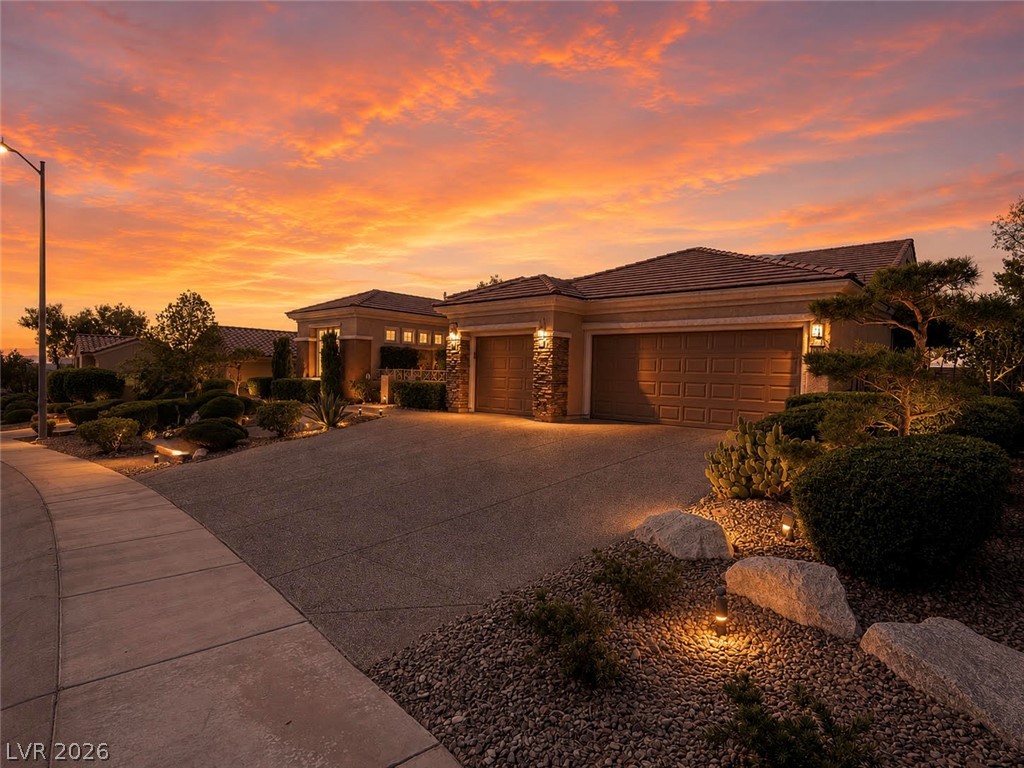 2738 Cherrydale Falls Drive Henderson NV 89052