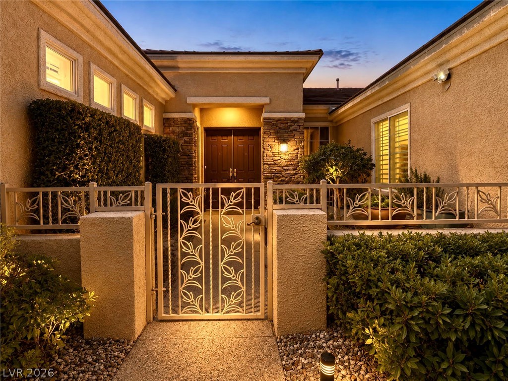 2738 Cherrydale Falls Drive Henderson NV 89052