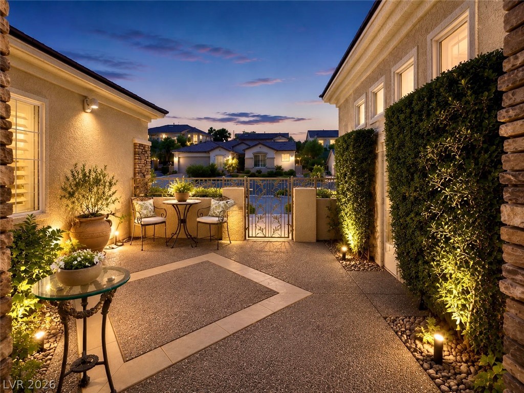 2738 Cherrydale Falls Drive Henderson NV 89052