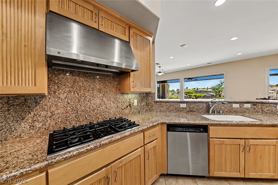 2738 Cherrydale Falls Drive Henderson NV 89052
