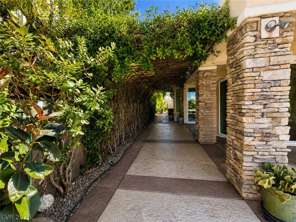 2738 Cherrydale Falls Drive Henderson NV 89052