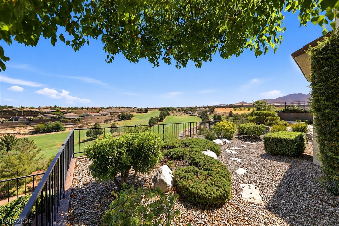 2738 Cherrydale Falls Drive Henderson NV 89052