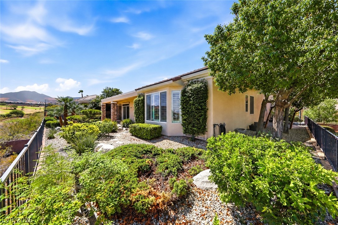2738 Cherrydale Falls Drive Henderson NV 89052