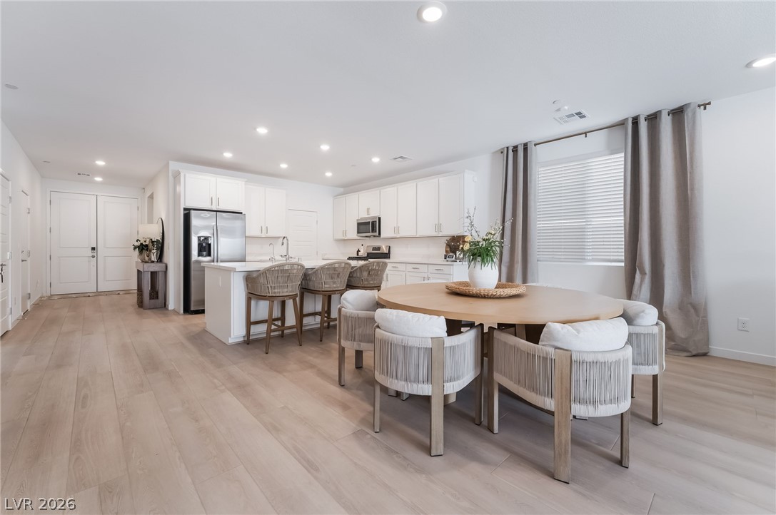 2280 Lazlo Point Street Henderson NV 89044