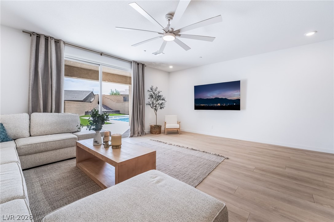 2280 Lazlo Point Street Henderson NV 89044