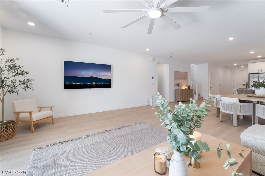 2280 Lazlo Point Street Henderson NV 89044